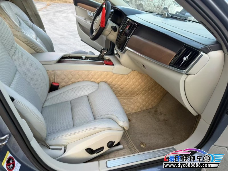 16年沃尔沃S90轿车抵押车出售