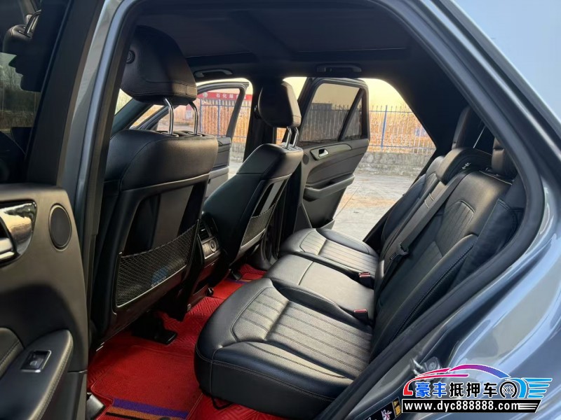 19年奔驰GLE轿车抵押车出售