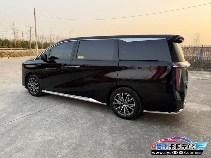 24年传祺M8轿车抵押车出售