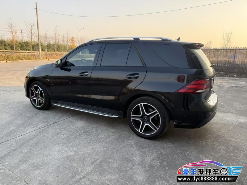18年奔驰GLE AMG轿车抵押车出售