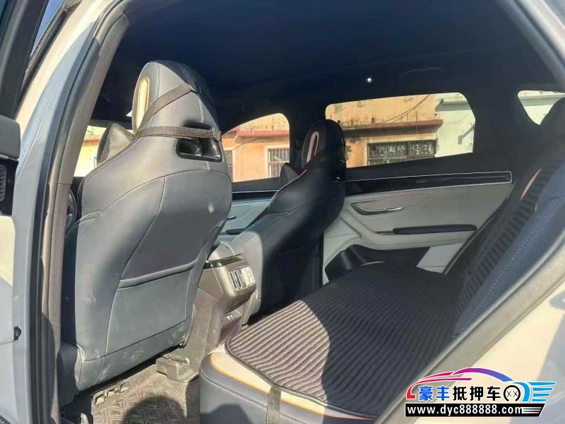 23年比亚迪宋轿车抵押车出售
