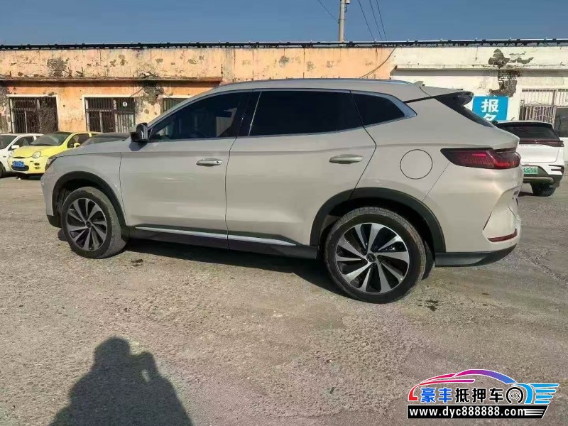 23年比亚迪宋轿车抵押车出售