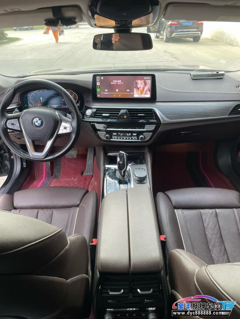 20年宝马5系轿车抵押车出售