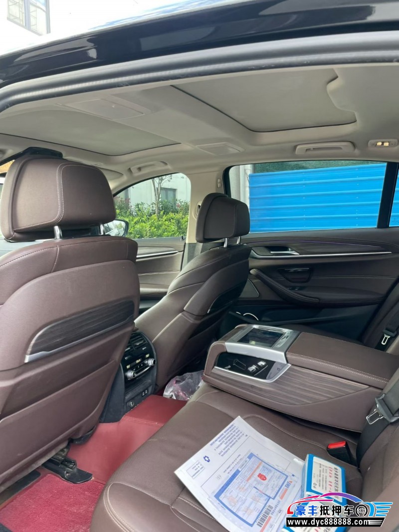 20年宝马5系轿车抵押车出售