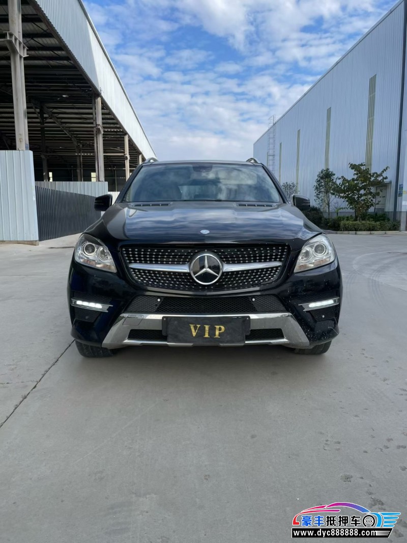 12年奔驰ML轿车抵押车出售