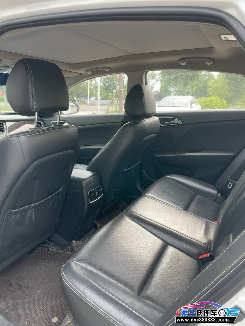 17年现代名图轿车抵押车出售