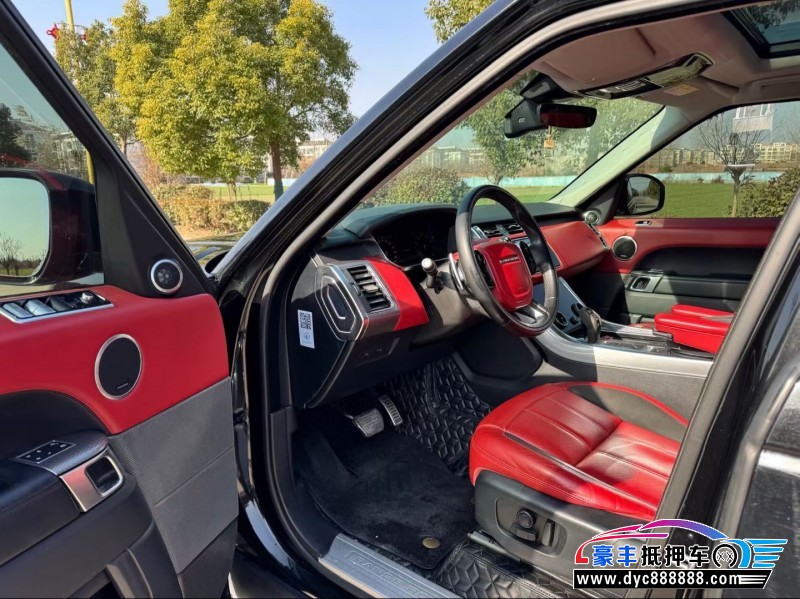 18年路虎揽胜运动版轿车抵押车出售