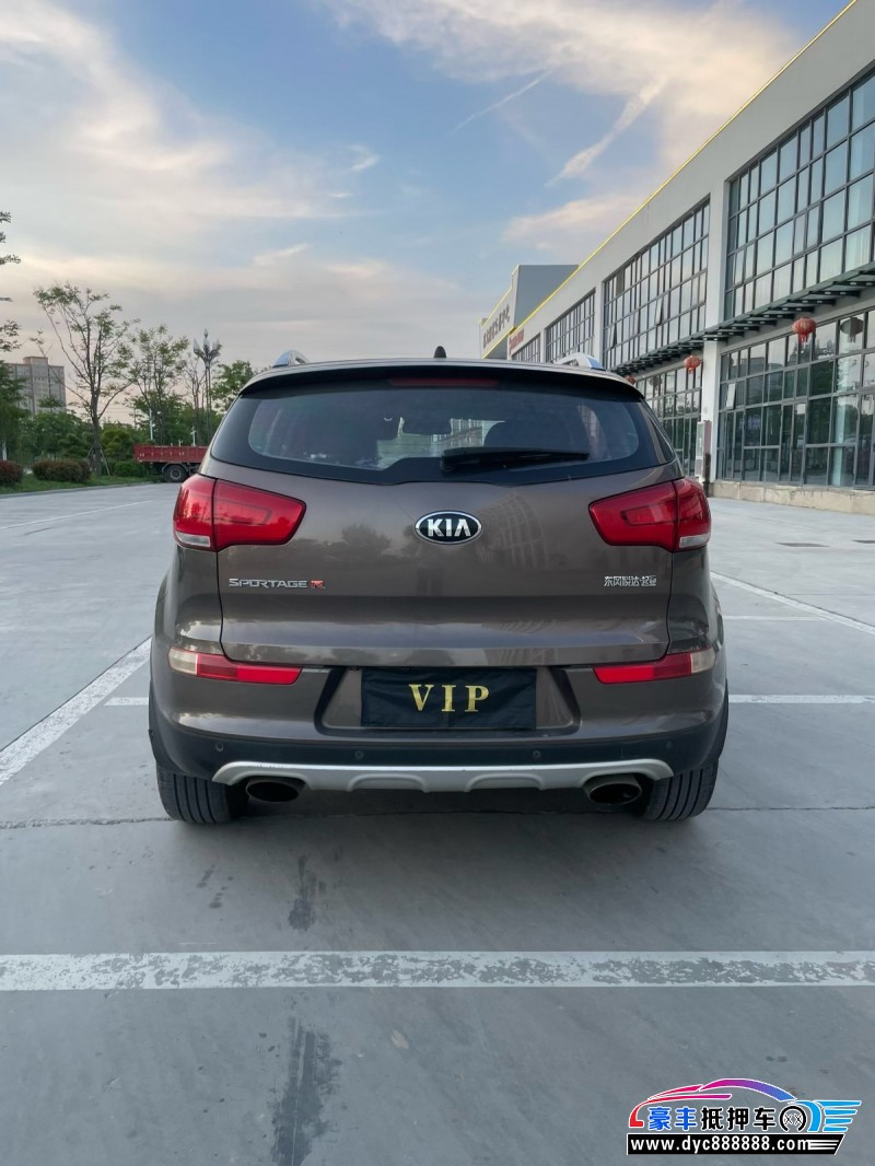 15年起亚智跑轿车抵押车出售