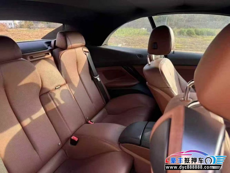 12年宝马6系跑车抵押车出售