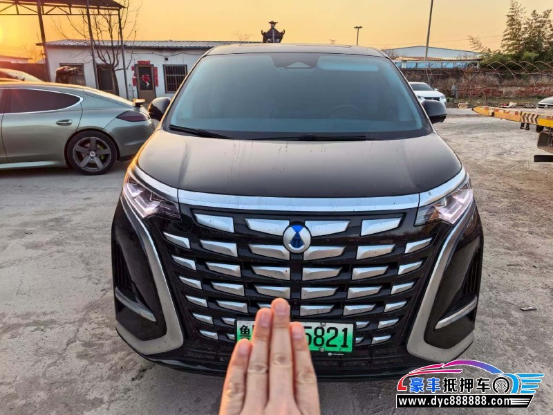 23年腾势D9轿车抵押车出售