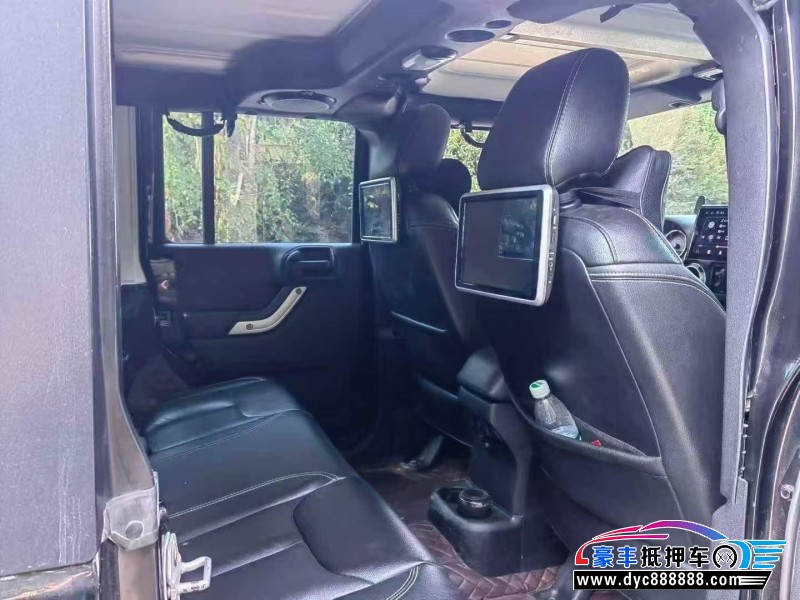 16年Jeep牧马人轿车抵押车出售