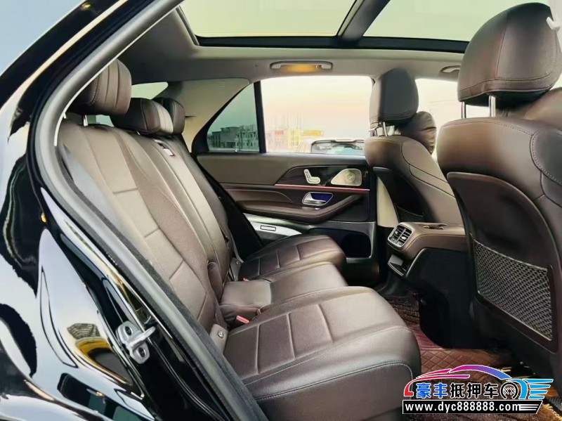 21年奔驰GLE轿车抵押车出售