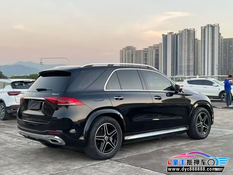 21年奔驰GLE轿车抵押车出售