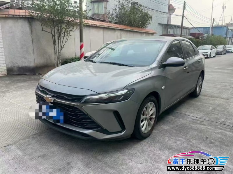 25年雪佛兰科鲁泽轿车抵押车出售