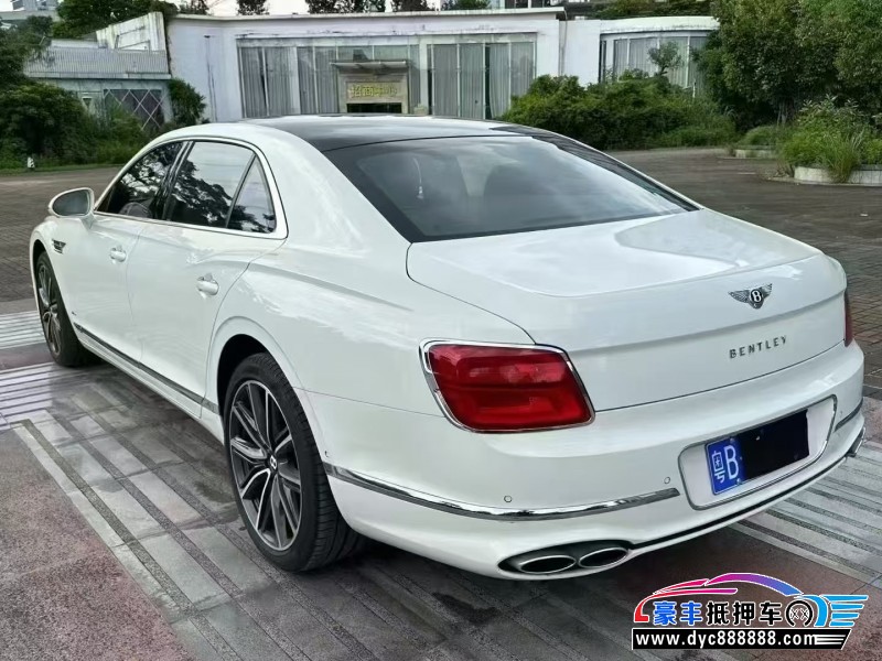 22年宾利飞驰轿车抵押车出售