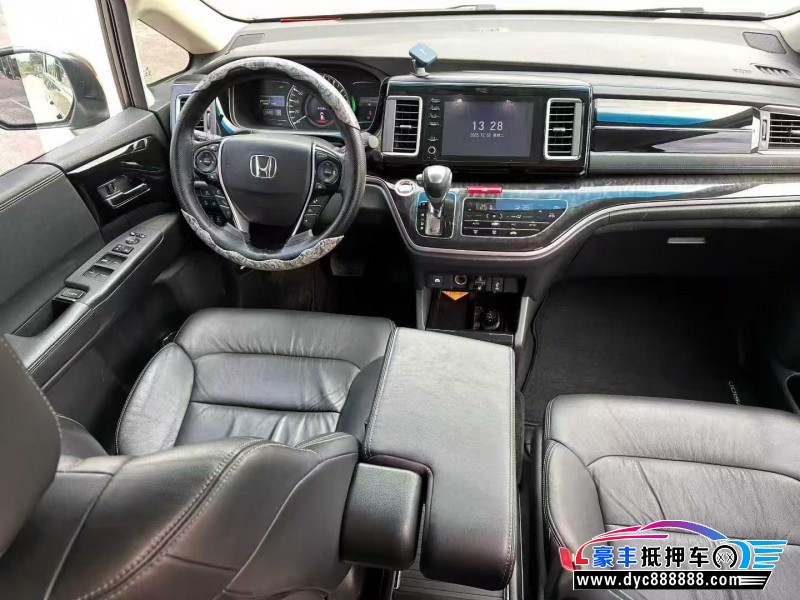 19年本田艾力绅轿车抵押车出售