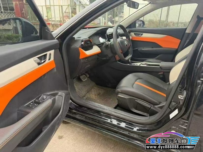 22年东风风神奕炫轿车抵押车出售