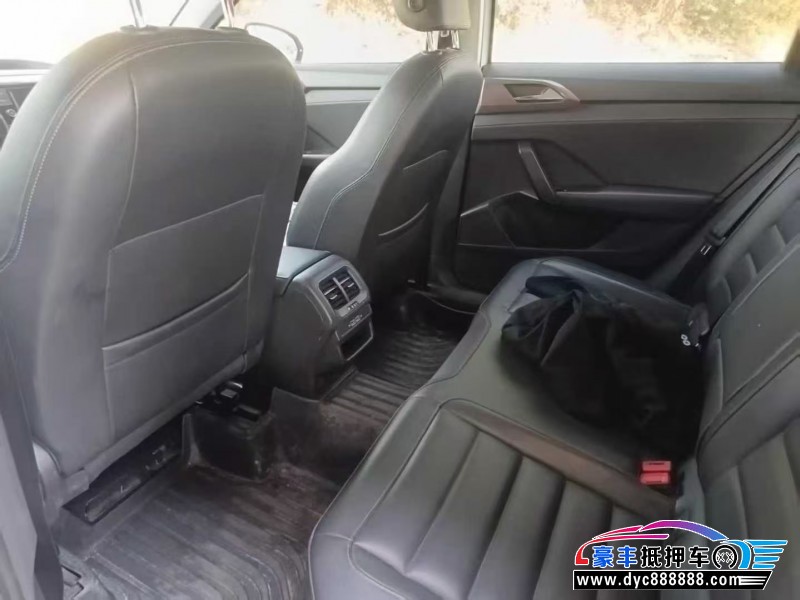 19年大众途岳轿车抵押车出售