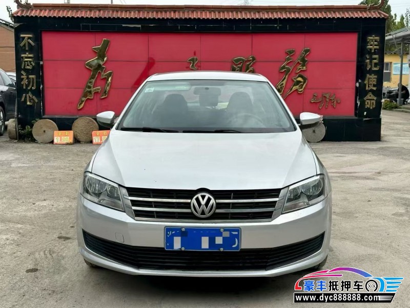 15年大众朗逸轿车抵押车出售