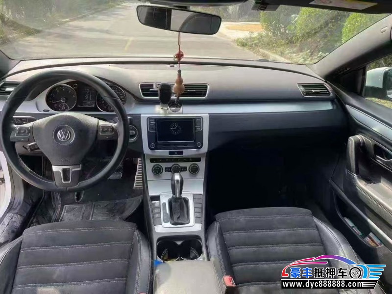 17年大众CC轿车抵押车出售