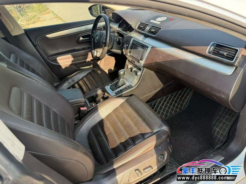 16年大众CC轿车抵押车出售