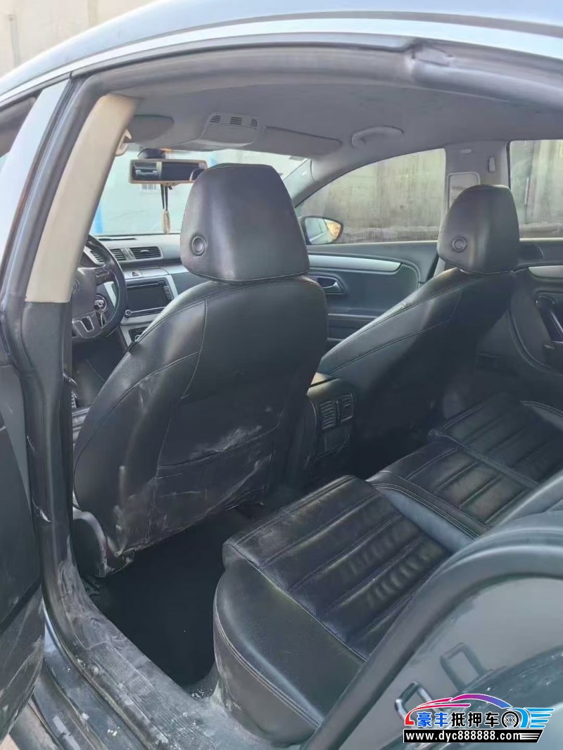 11年大众CC轿车抵押车出售