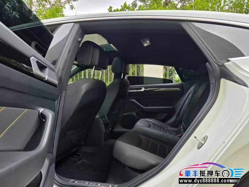 21年大众CC轿车抵押车出售