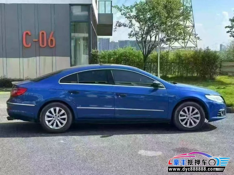 10年大众CC轿车抵押车出售