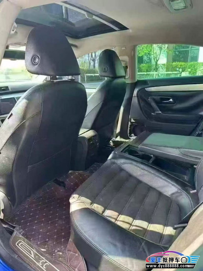 10年大众CC轿车抵押车出售