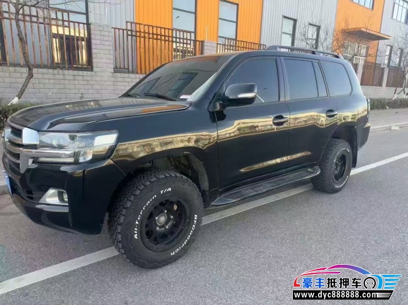 15年丰田兰德酷路泽（陆巡）轿车抵押车出售