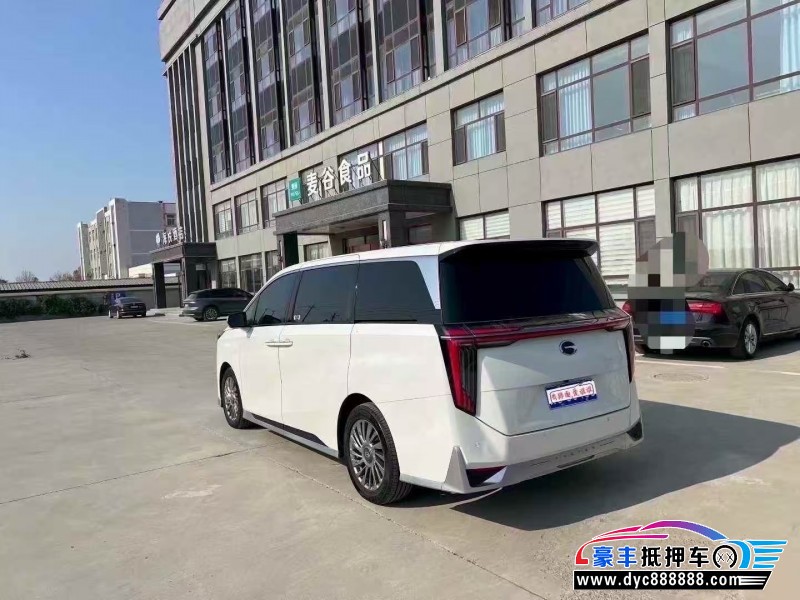 25年传祺M8轿车抵押车出售