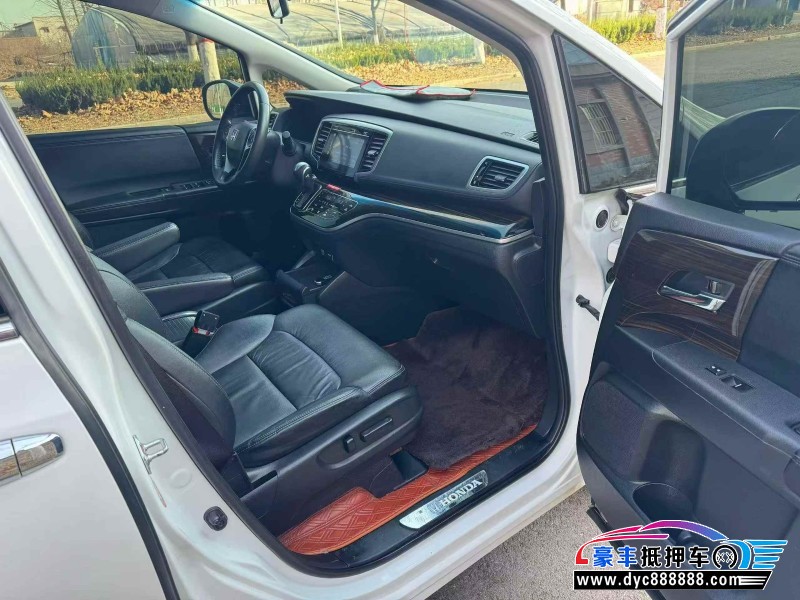 19年本田奥德赛轿车抵押车出售