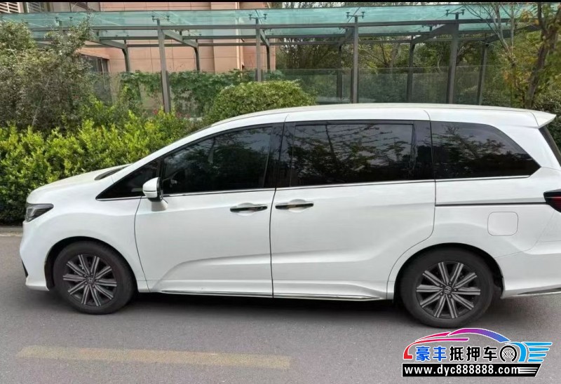 24年本田奥德赛轿车抵押车出售