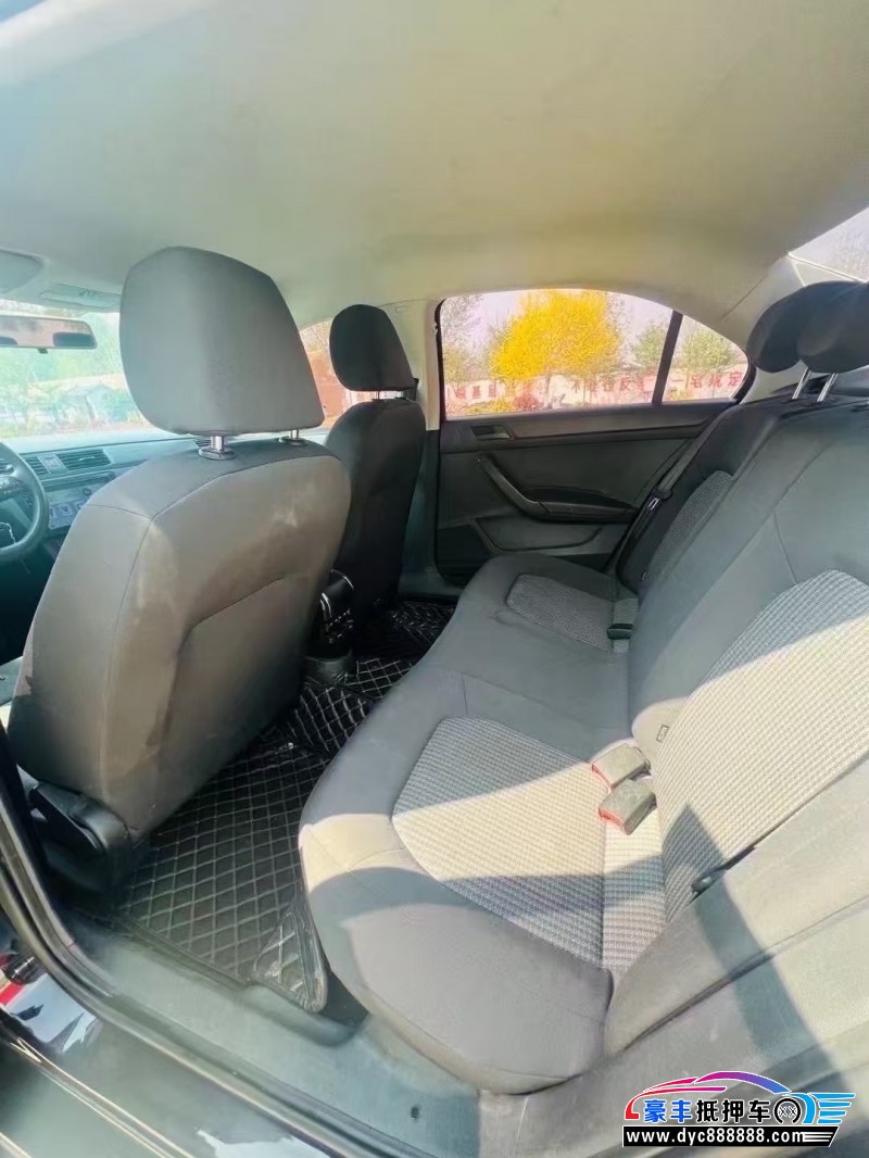 18年大众桑塔纳轿车抵押车出售