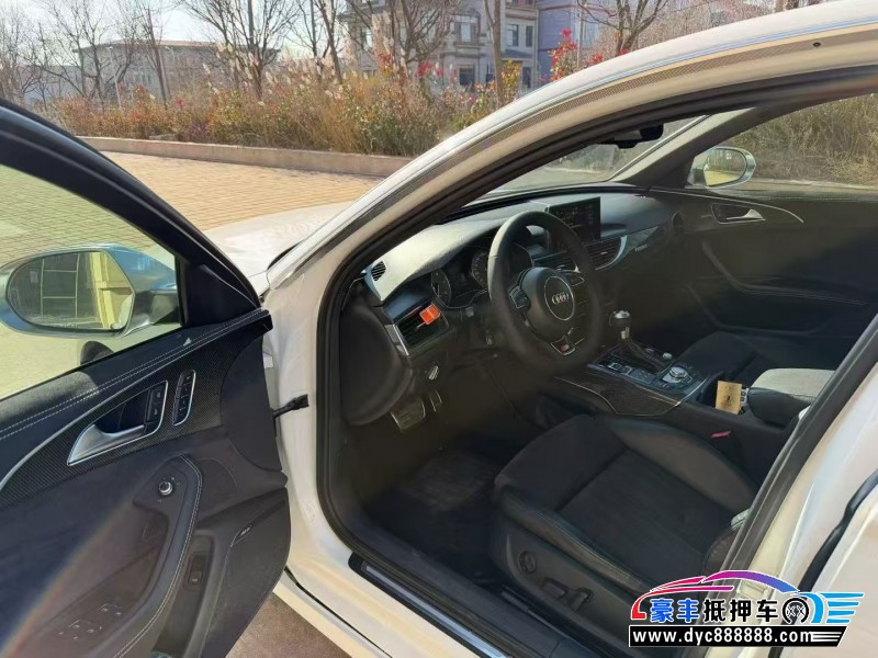15年奥迪S6轿车抵押车出售