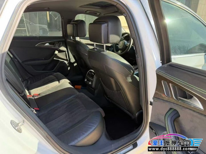 15年奥迪S6轿车抵押车出售