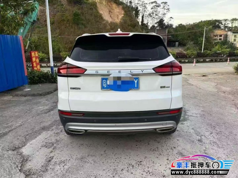 20年吉利博越轿车抵押车出售