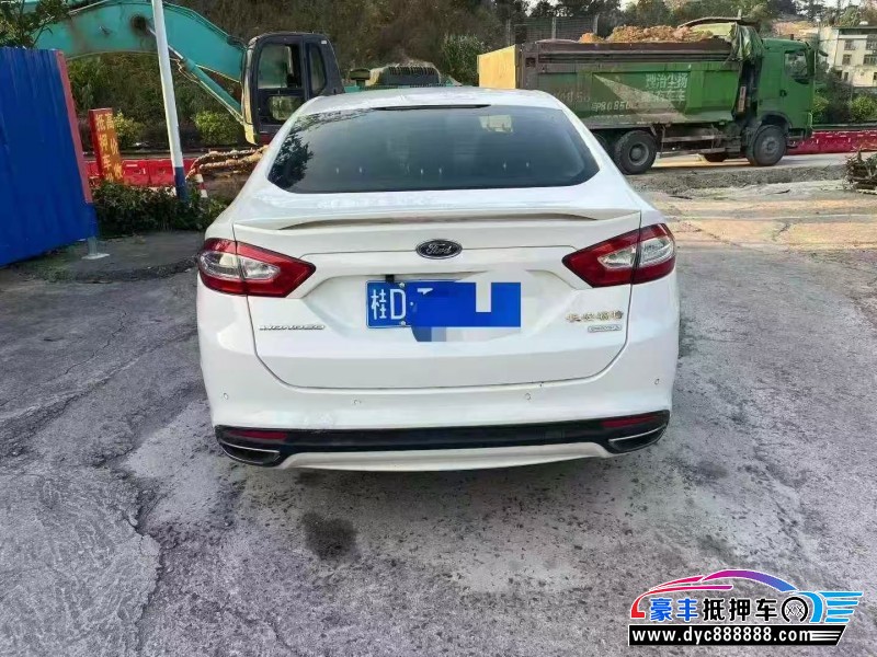 13年福特蒙迪欧轿车抵押车出售