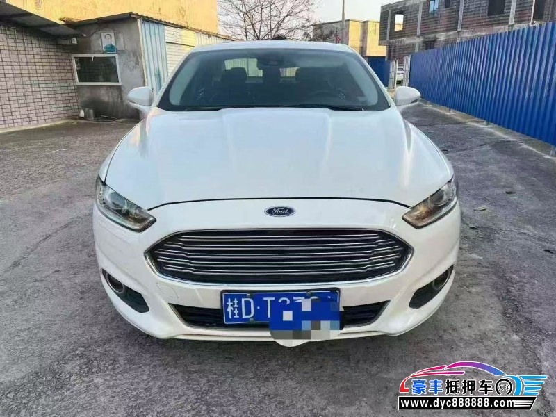 13年福特蒙迪欧轿车抵押车出售