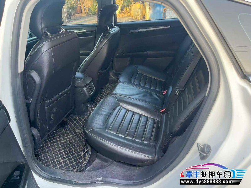 13年福特蒙迪欧轿车抵押车出售