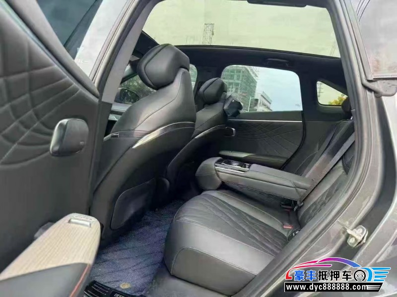 23年长安深蓝S7轿车抵押车出售