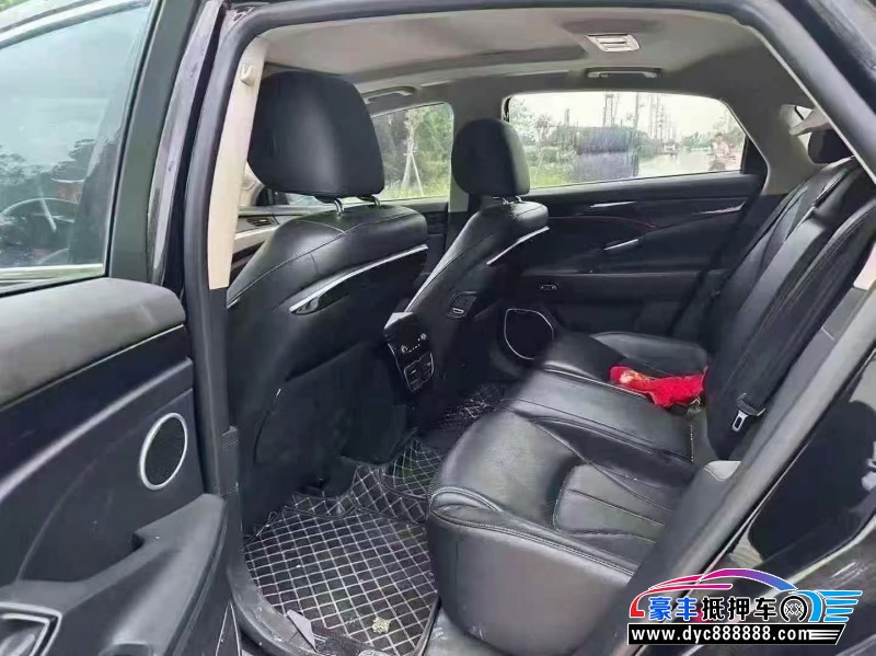 17年吉利博瑞轿车抵押车出售