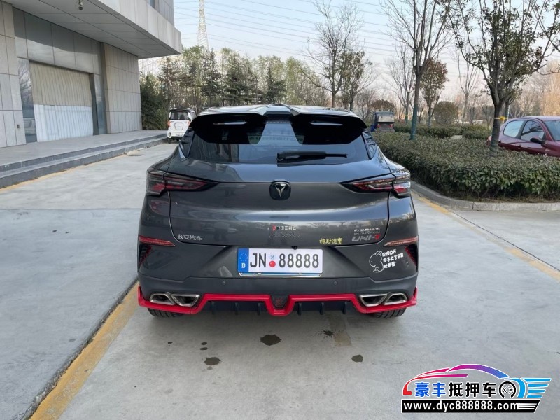 21年长安长安UNI轿车抵押车出售