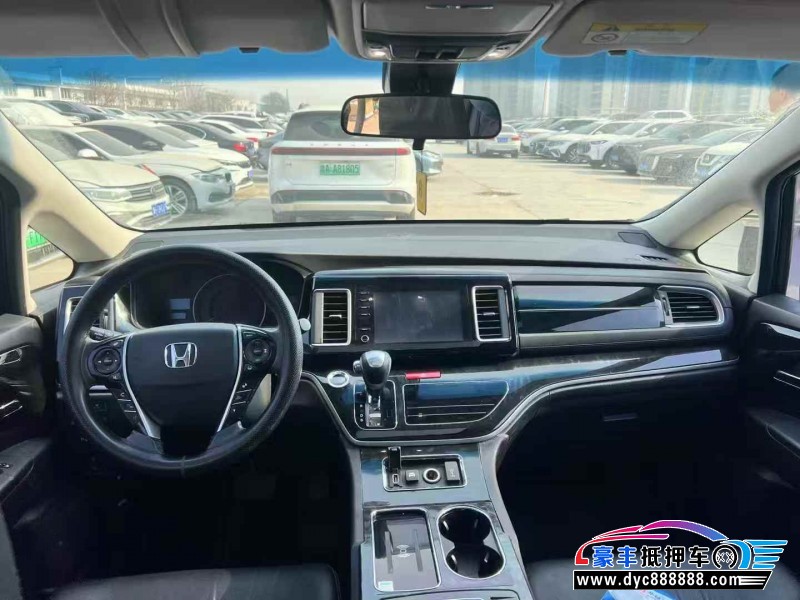 20年本田艾力绅轿车抵押车出售
