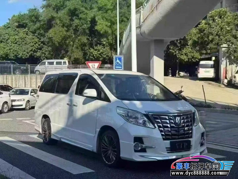 12年丰田埃尔法轿车抵押车出售