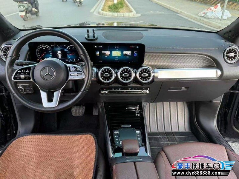 20年奔驰GLB轿车抵押车出售