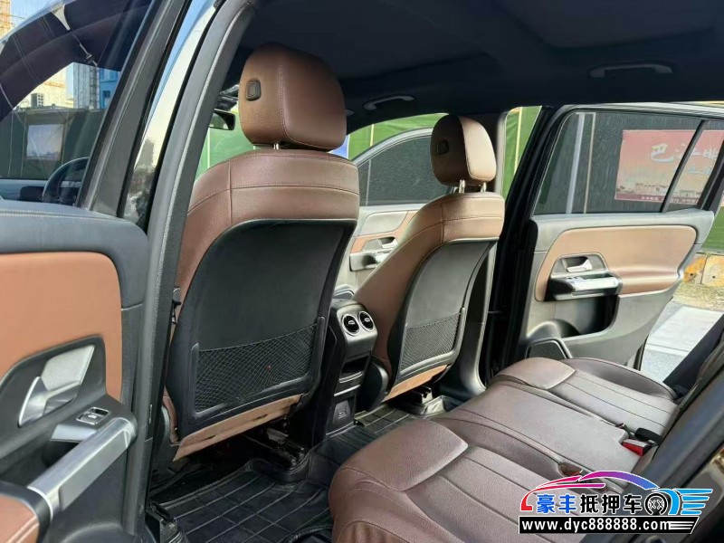 20年奔驰GLB轿车抵押车出售