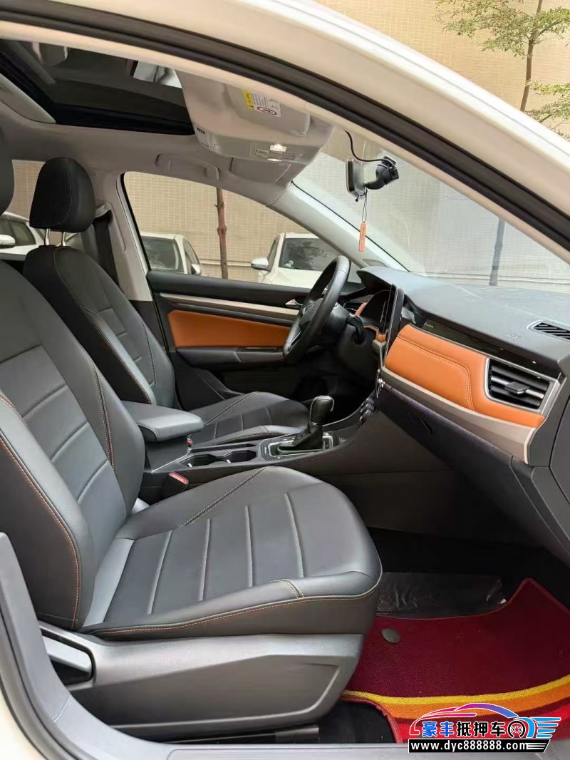 23年大众宝来轿车抵押车出售