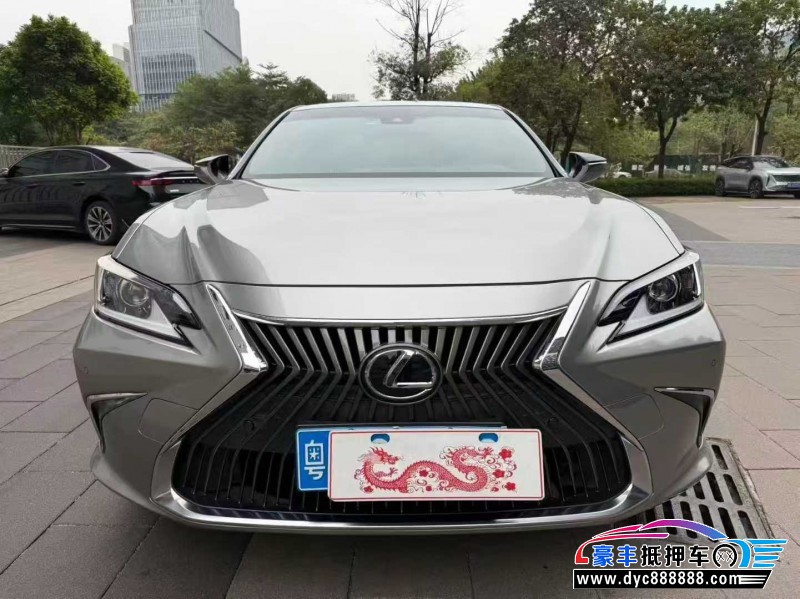 19年雷克萨斯ES轿车抵押车出售