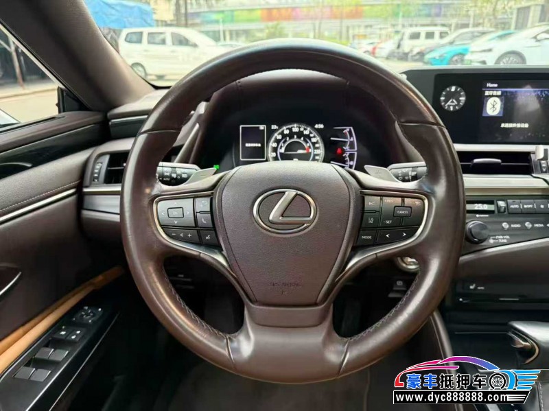 19年雷克萨斯ES轿车抵押车出售